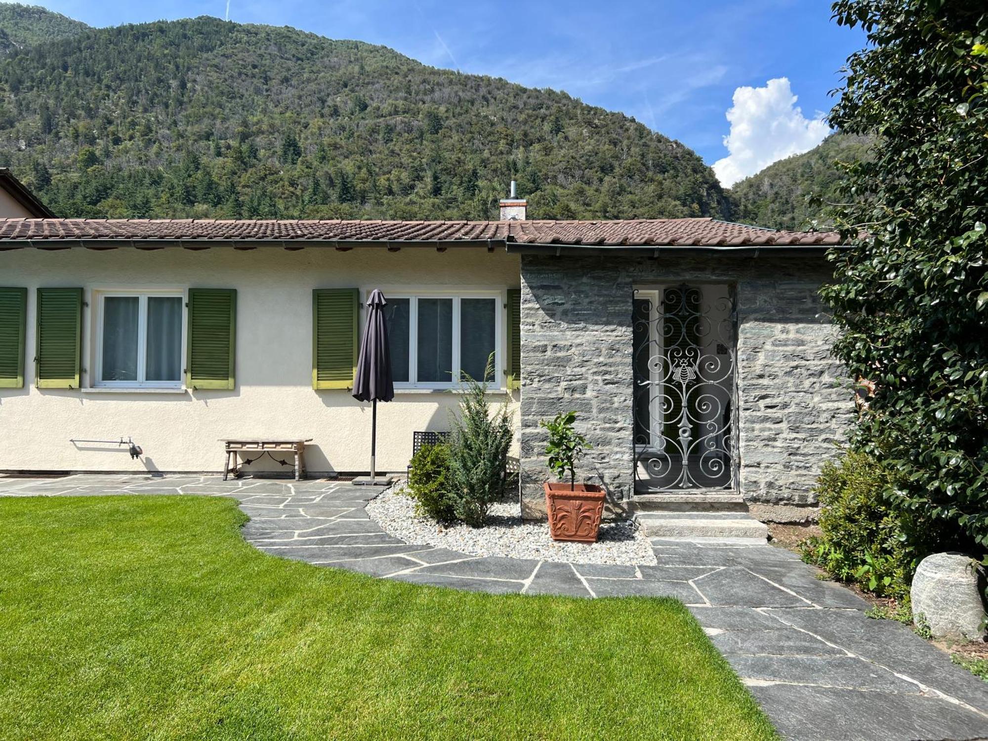 Hébergement de vacances Casa Medusa - Con Piscina, A 2 Minuti Dalla Stazione Verscio